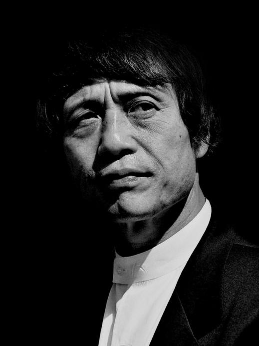 Tadao Ando at the opening of the Langen Foundation, Germany, 2004