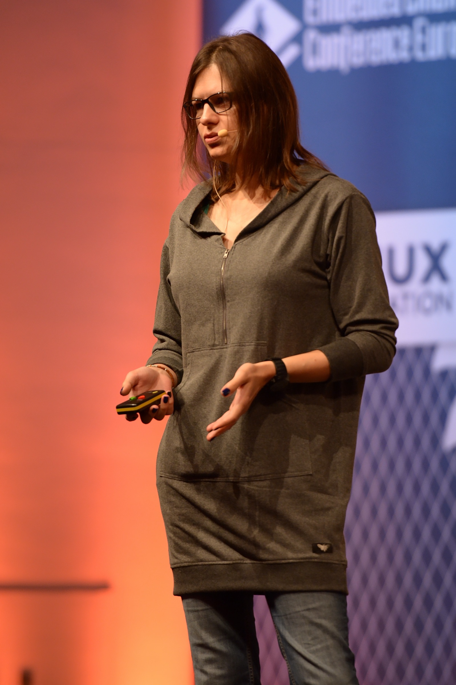Joanna Rutkowska presenting Qubes OS at LinuxCon Europe